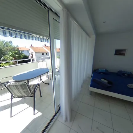 Rovinjappartmentszimmercameravila 아파트
